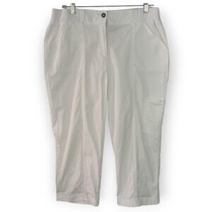 Chicos white cotton sheeting capris cargo knit waistband size 1